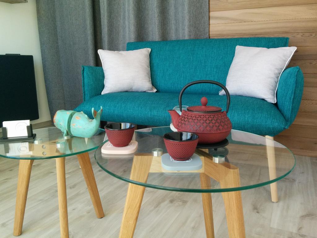 Roulotte O Bien-etre Massage Sejour Bien-etre En Insolite Roulotte Karantez Ou En Melon Ou Yock A 800 M Des Plages Maison D'hote Drogou Vakantiehuis *