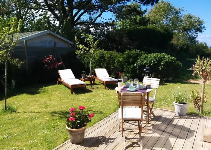 Roulotte Gites O Bien-Etre Massage Spa Sejour Bien-Etre En Hebergement Insolite Roulotte Karantez Ou En Gites Melon Ou Yock A 800 M Des Plages Maison D\'Hote Drogou