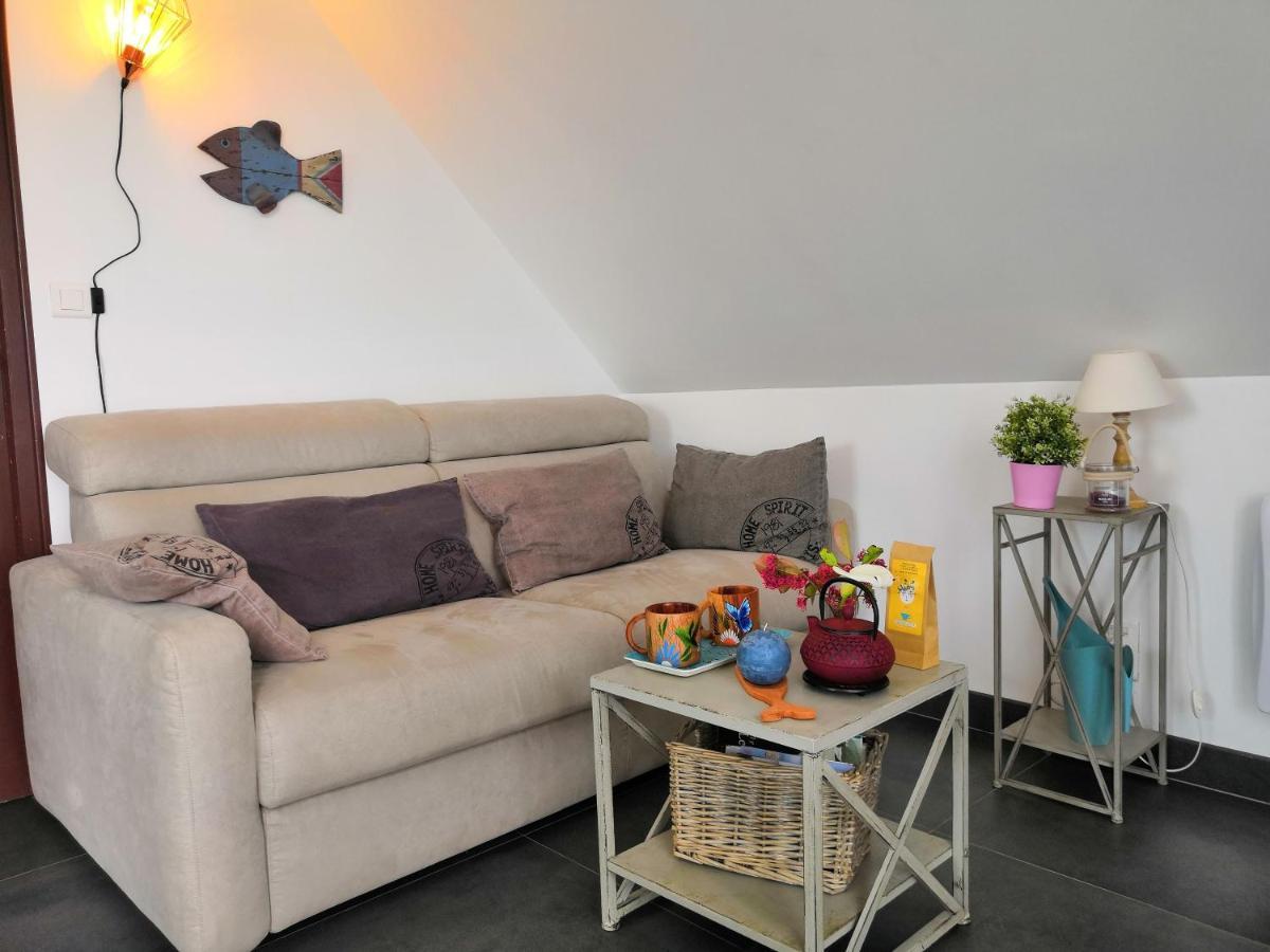 Roulotte O Bien-etre: Beachside Wellness Retreat *