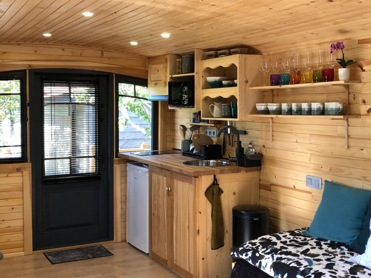 Roulotte O Bien-etre: Beachside Wellness Retreat *