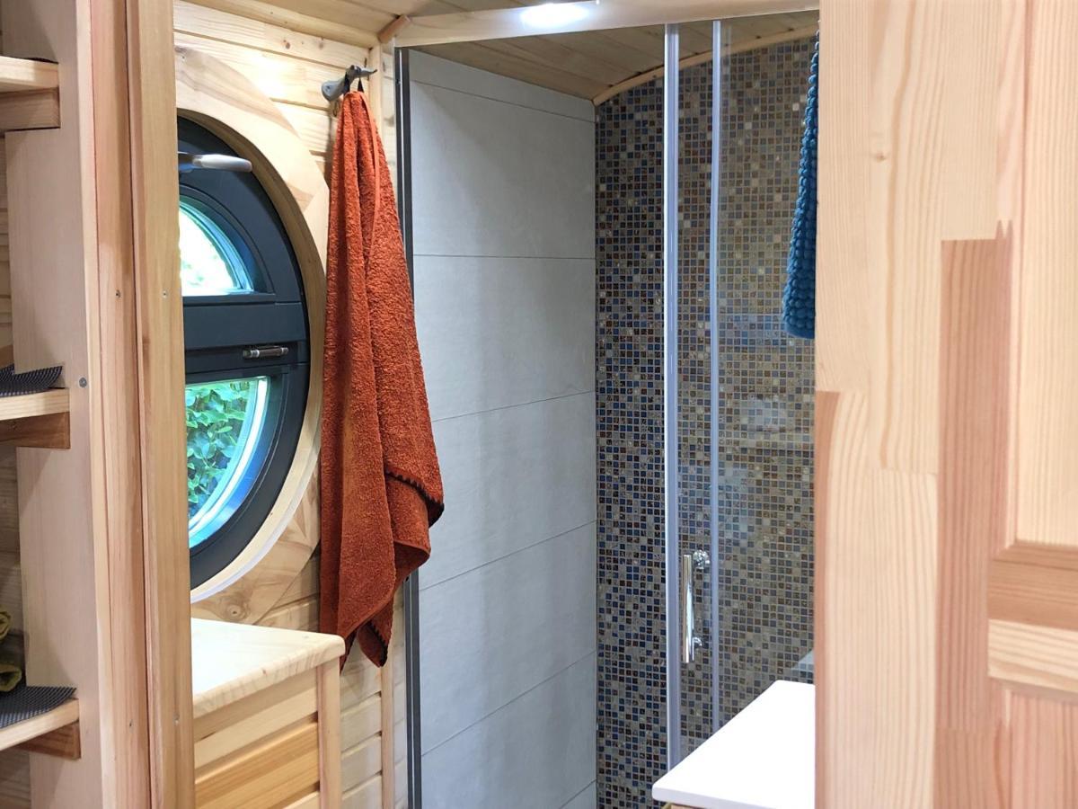 Roulotte O Bien-etre: Beachside Wellness Retreat Holiday home