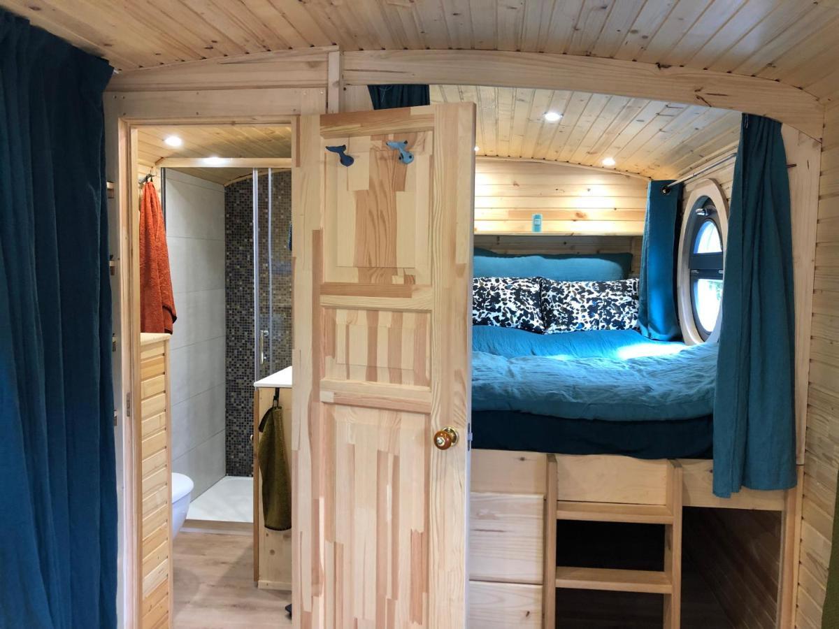 Holiday home Roulotte O Bien-etre: Beachside Wellness Retreat *