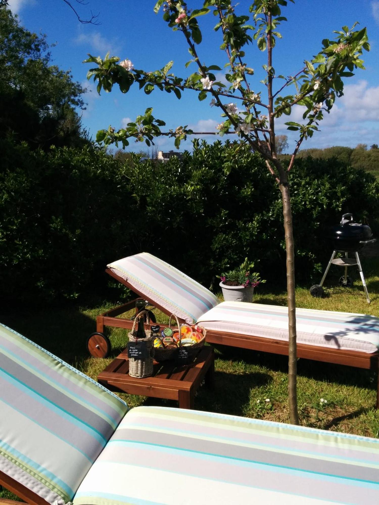 Roulotte O Bien-etre: Beachside Wellness Retreat * Porspoder