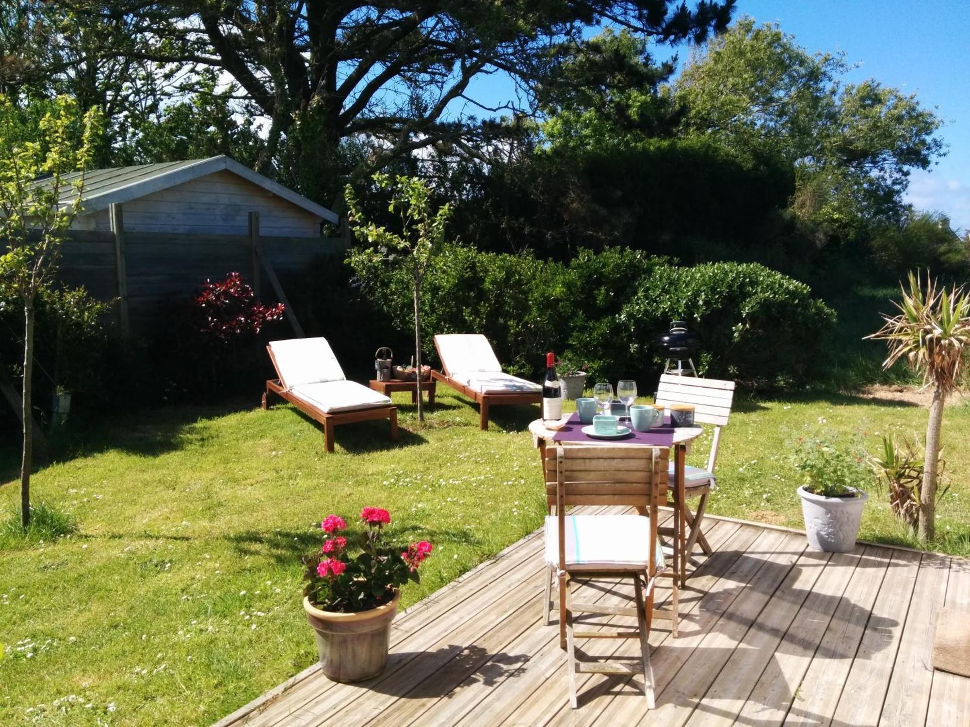 Holiday home Roulotte O Bien-etre: Beachside Wellness Retreat