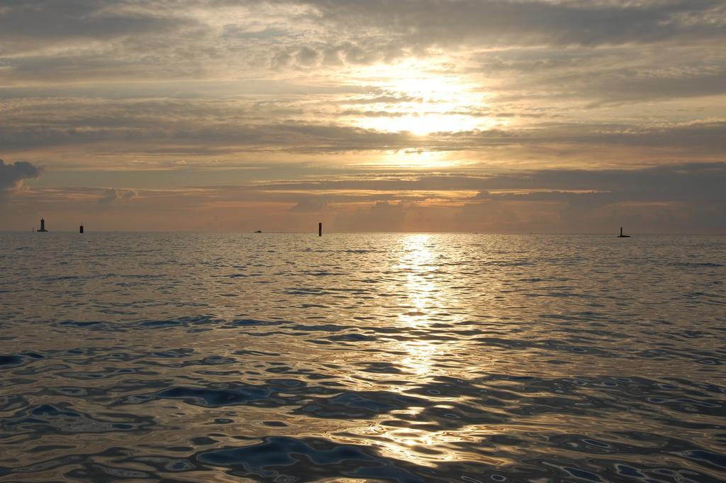 Holiday home Roulotte O Bien-etre: Beachside Wellness Retreat Porspoder