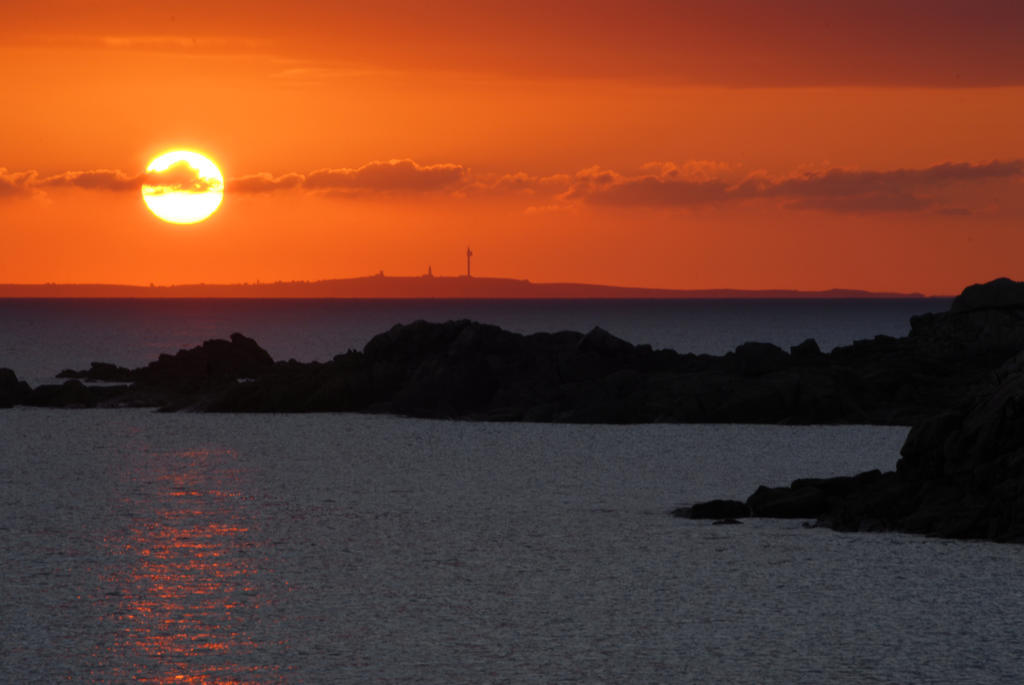 Holiday home Roulotte O Bien-etre: Beachside Wellness Retreat *