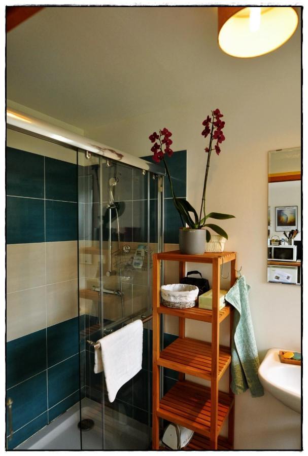 Roulotte O Bien-etre: Beachside Wellness Retreat *