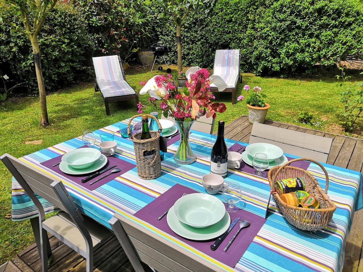 Roulotte O Bien-etre: Beachside Wellness Retreat